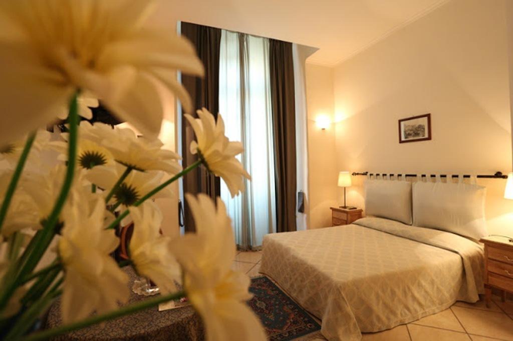 Bovio Suite เนเปิลส์ ภายนอก รูปภาพ